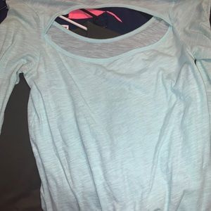 VS long sleeve shirt light blue with cut out back